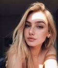 Rencontre Femme : Анна, 20 ans à Ukraine  Kyiv